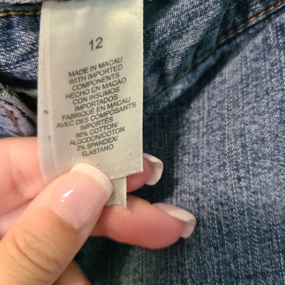 Ladies Villager Faded Distressed Jean Capri Cropped Cuffed Liz Claiborne Size 12 - Picture 6 of 9